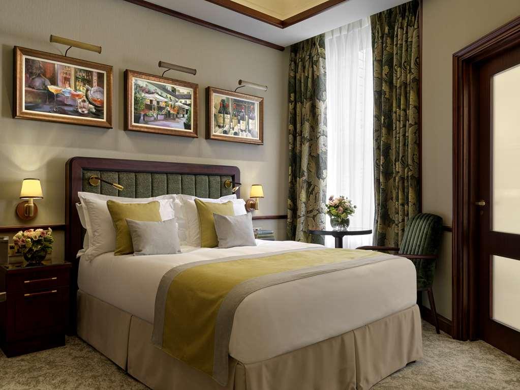 The Stafford London Ξενοδοχείο Δωμάτιο φωτογραφία A bedroom at the hotel