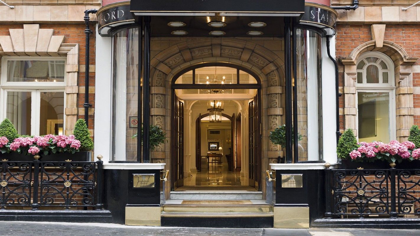 The Stafford London Ξενοδοχείο Εξωτερικό φωτογραφία Entrance to the hotel
